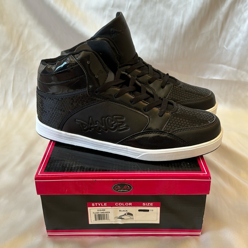 Gia-Mia Flash Sneaker - Black - Women 13 fits like 11.